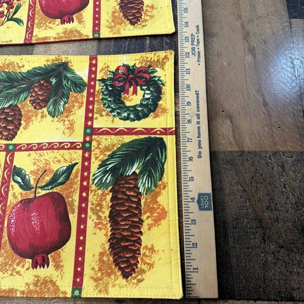 Vintage Helen Vladykina Christmas Linen Placemats Set of 4 Festive Botanical Art